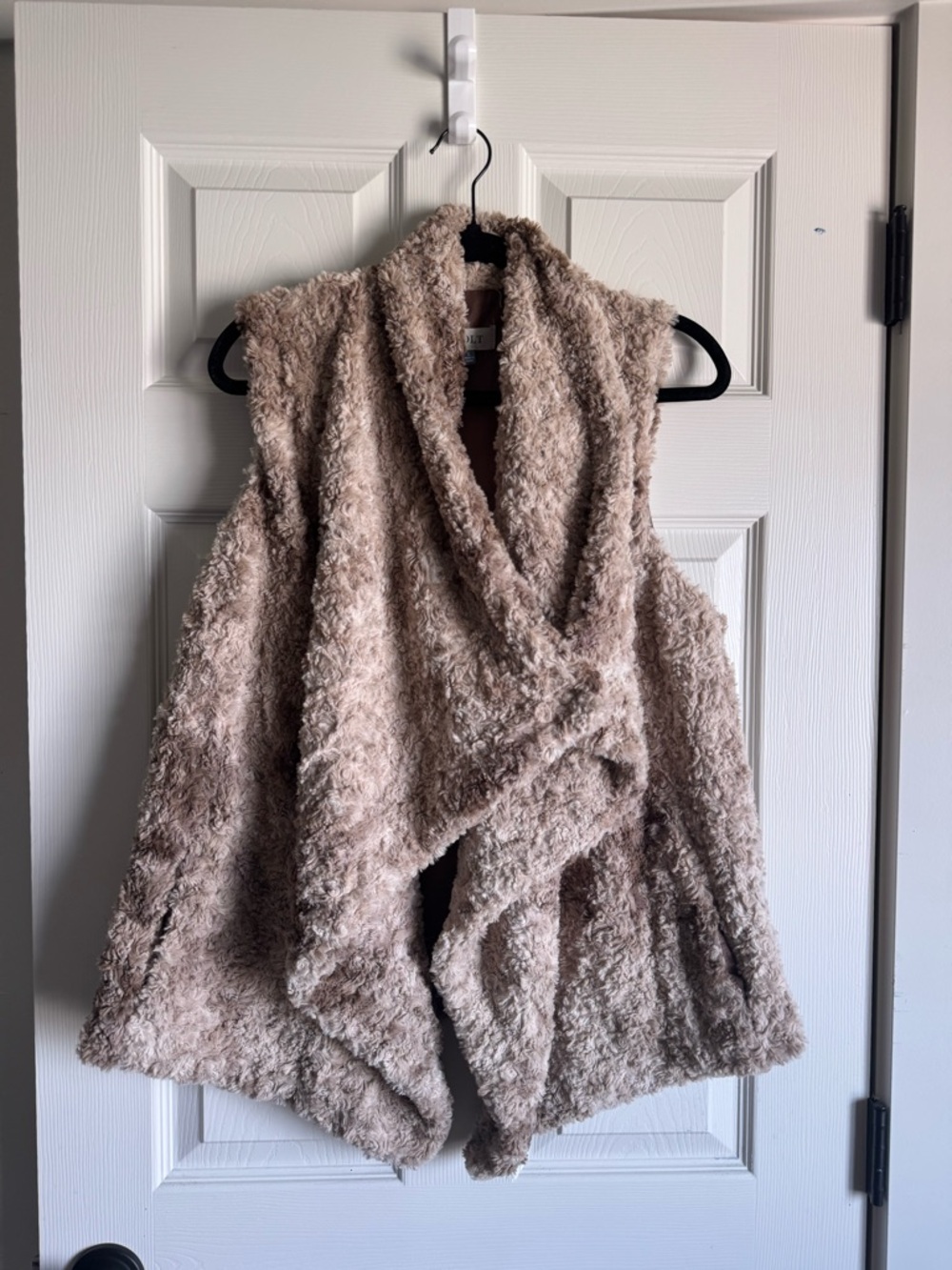Jolt Faux Fur Vest